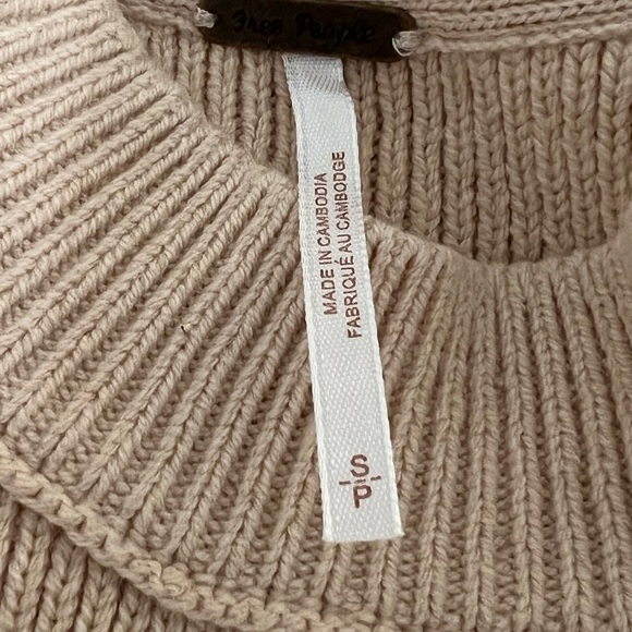 NWOT Free People Easy Street Tunic - color Peach Parfait - Picture 2 of 5